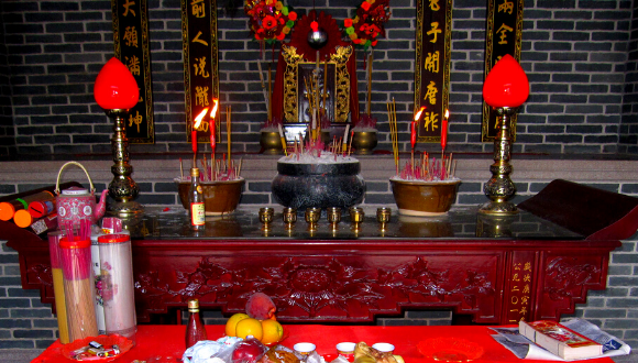 בצל האבות הקדמונים – הפולחן לרוחות האבות ותפקידו בעיצוב התרבות, החברה והדת בסין. סדרת הרצאות מאת ד"ר עודד אבט